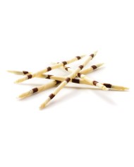 427733 - LÁPIS DE CHOCOLATE BRANCO COM RISCAS NEGRAS (110 UNID)