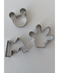 CORTANTE BOLACHA  MICKEY Nº 2 7 CM ( LUVA, LETRA M, MICKEY)